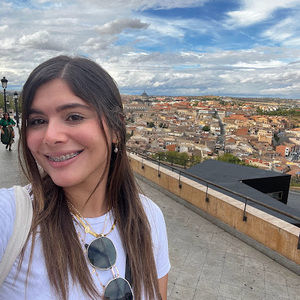 Meet your Posher, Alexandra